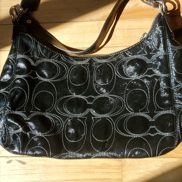 Black patent hobo coach bag - Picture 2 of 2